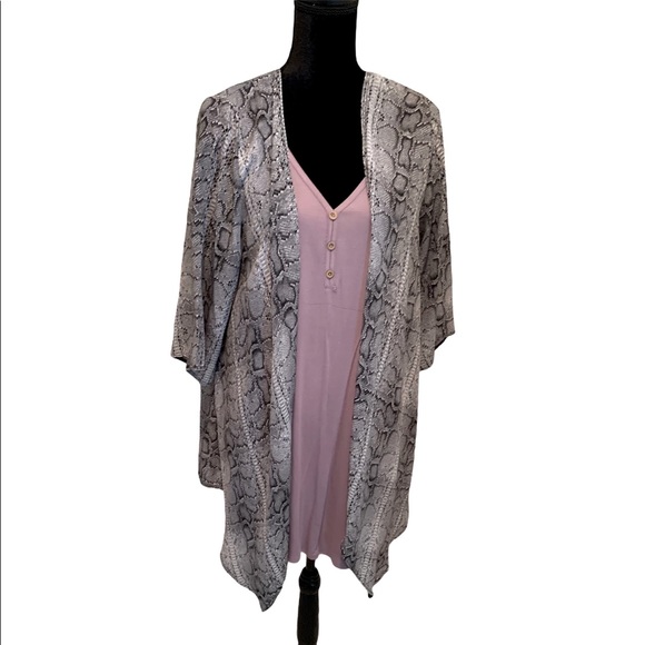 Yahada Kimono grey snake skin print NWT - Picture 1 of 4